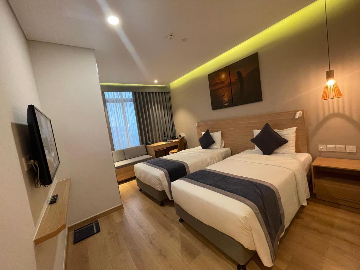Kovie Hotel Hai Phong Bagian luar foto
